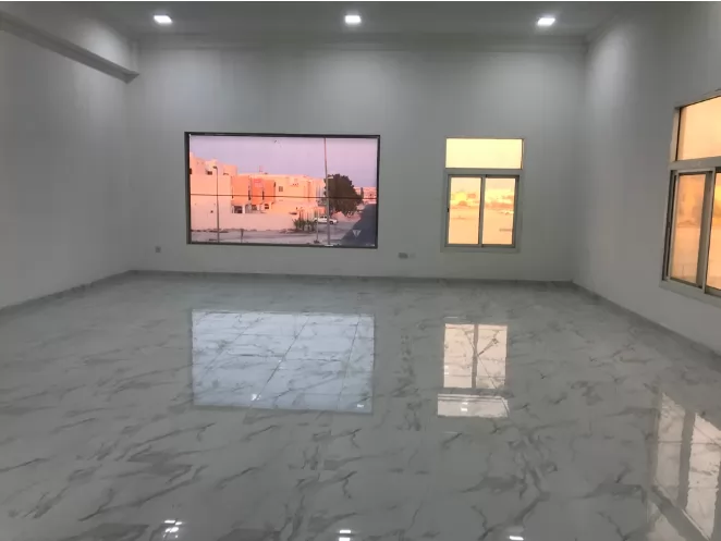 Mixed Use Ready Property 7+ Bedrooms U/F Standalone Villa  for rent in Al Sadd , Doha #7637 - 1  image 